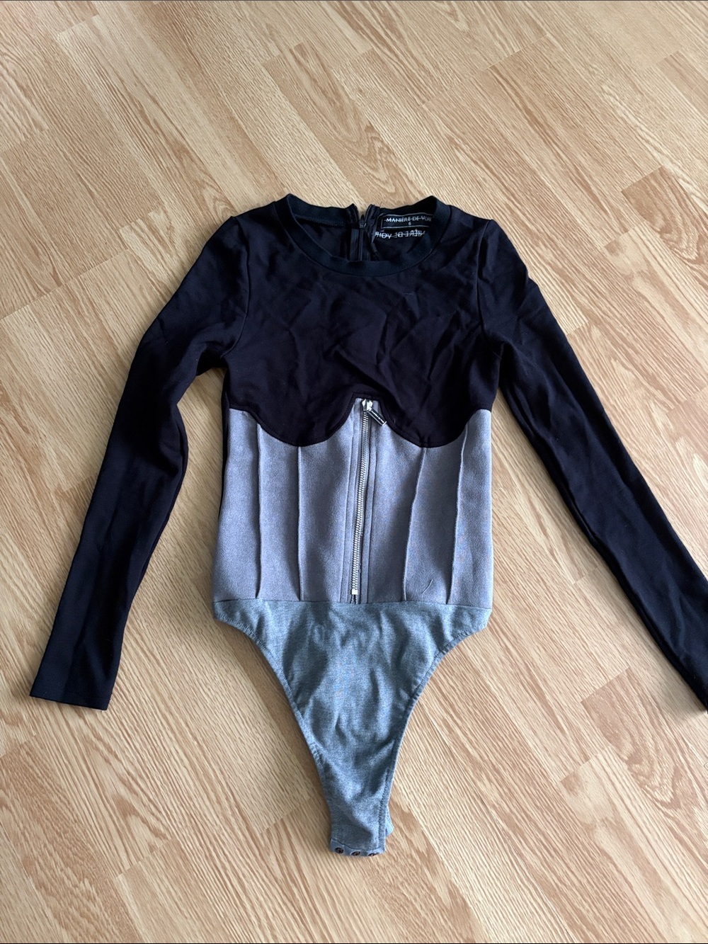Long Sleeve Two-Tone corset Bodysuit - Black and Gray